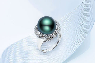 Winter Black Pearl Ring-Kyllonen